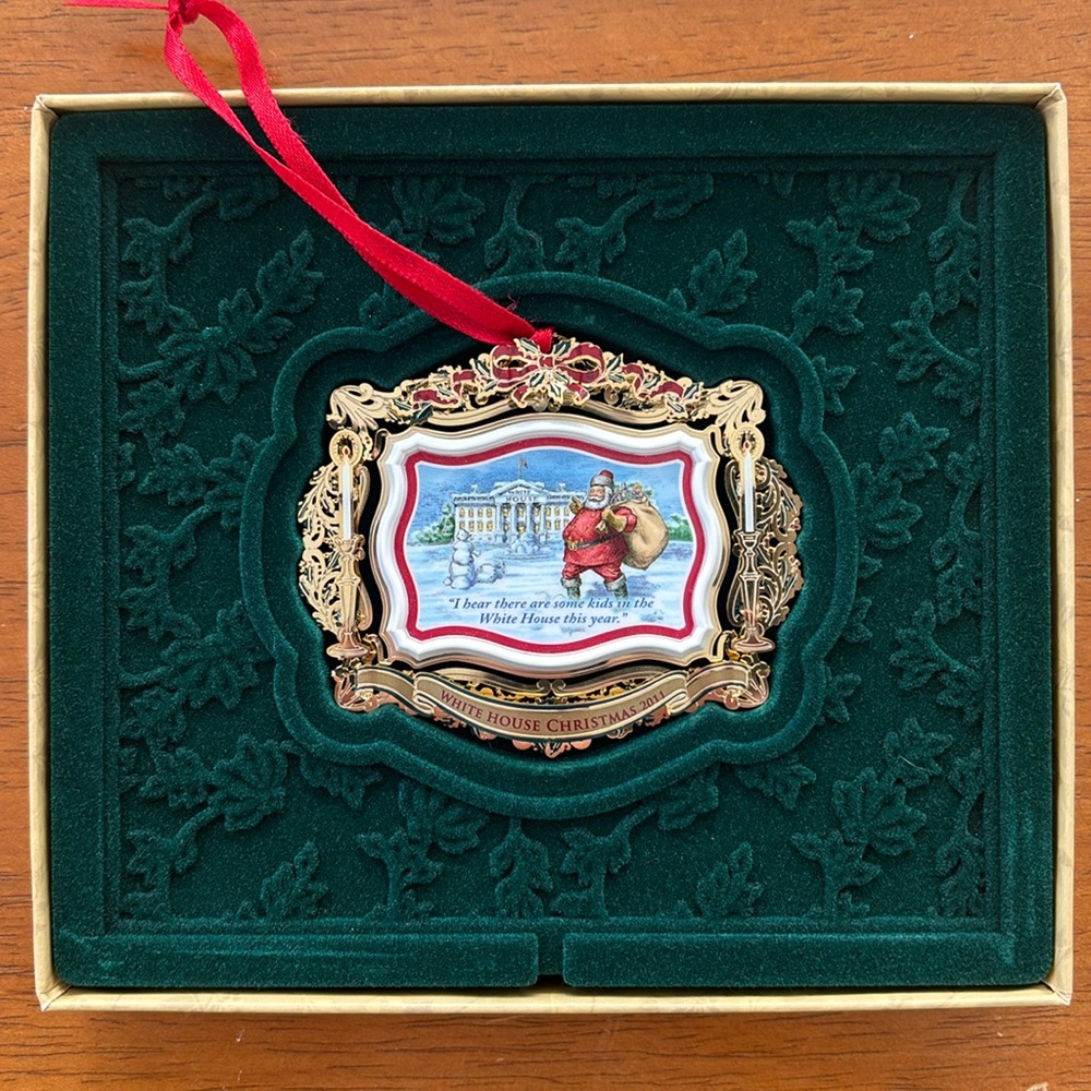 The White House Historical Association Christmas Ornament 2011